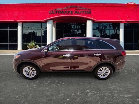 Used 2019 Kia Sorento FWD V6 image 7