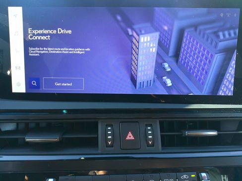 Used 2025 Lexus ES 300h w/ Premium Package image 25