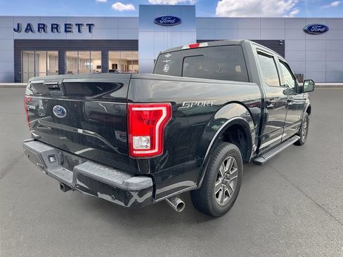 Used 2017 Ford F150 XLT w/ Equipment Group 302A Luxury RWD image 4