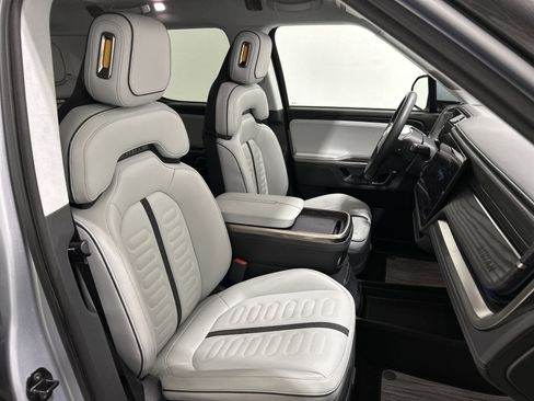 Used 2023 Rivian R1T Adventure AWD/4WD image 23
