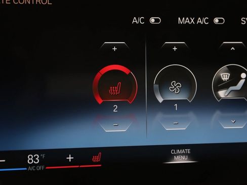 Used 2023 BMW 330i xDrive Sedan w/ Premium Package image 8