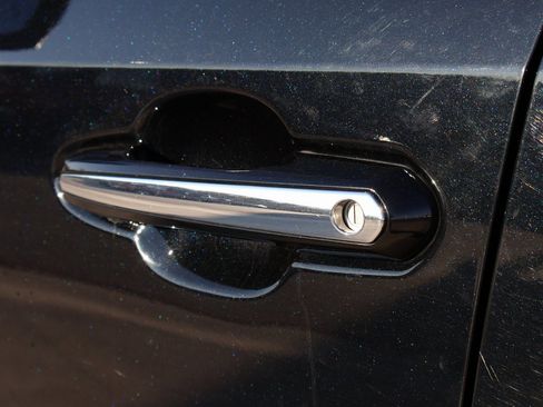 Used 2022 Toyota RAV4 Limited image 20