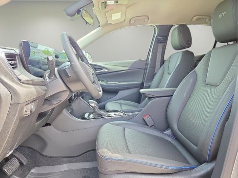 Used 2026 Buick Encore GX Sport Touring w/ Advanced Technology Package image 15