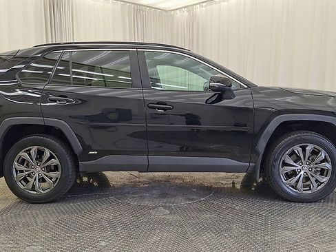 Certified 2023 Toyota RAV4 XLE Premium AWD/4WD image 7