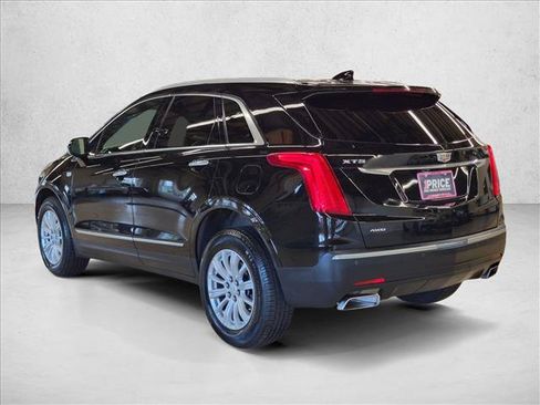 Used 2018 Cadillac XT5 AWD image 8