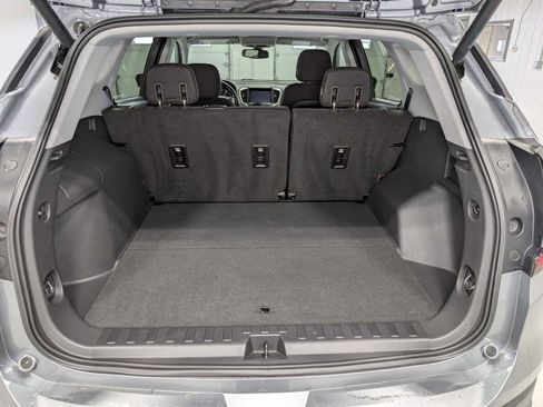 Certified 2019 GMC Terrain SLE w/ Driver Convenience Package AWD/4WD image 7