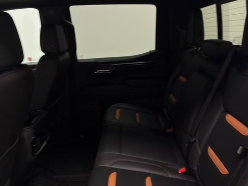 Used 2023 GMC Sierra 1500 AT4 w/ Technology Package image 43