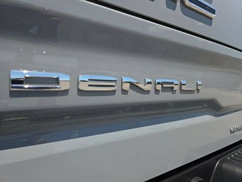 Used 2025 GMC Sierra 1500 Denali Ultimate AWD/4WD image 35
