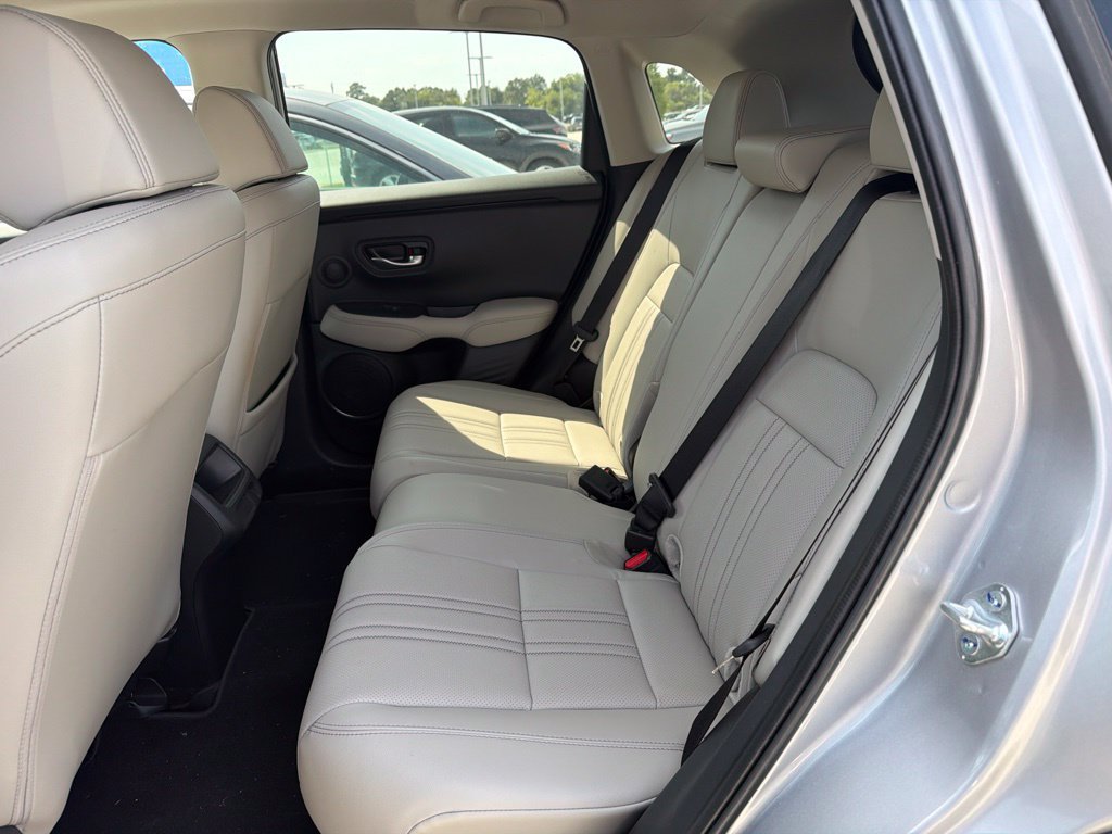 Used 2026 Honda HR-V EX-L image 13