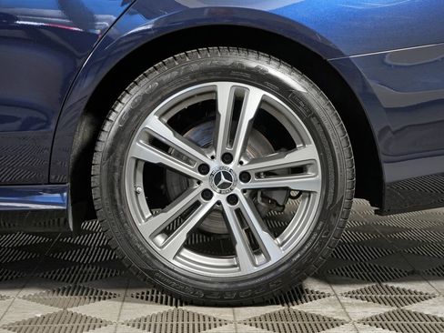 Certified 2022 Mercedes-Benz E 350 4MATIC Sedan image 10