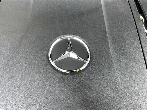 Used 2025 Mercedes-Benz C 300 C 300 image 32