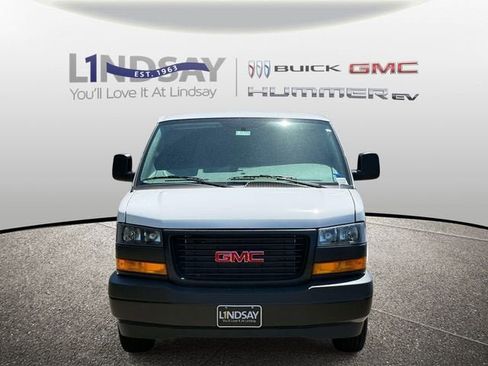New 2026 GMC Savana 3500 Extended w/ Driver Convenience Package RWD image 6