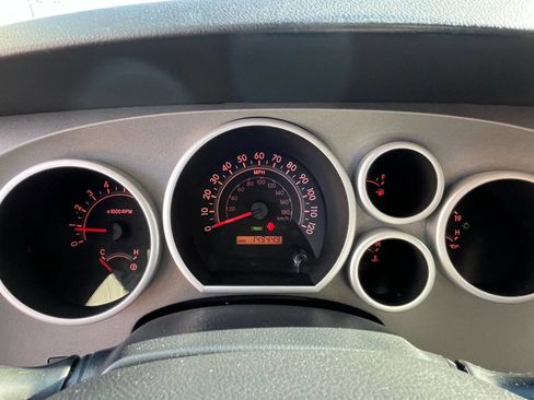 Used 2012 Toyota Tundra 4x4 Double Cab image 20