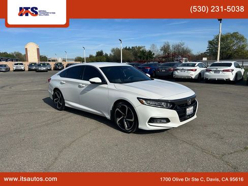 Used 2019 Honda Accord Sport image 2
