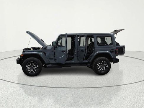 New 2026 Jeep Wrangler Unlimited Sahara AWD/4WD image 7