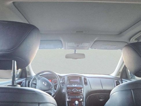 Used 2010 INFINITI EX35 Journey image 8