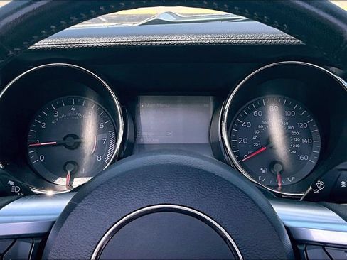Used 2017 Ford Mustang Premium RWD image 19