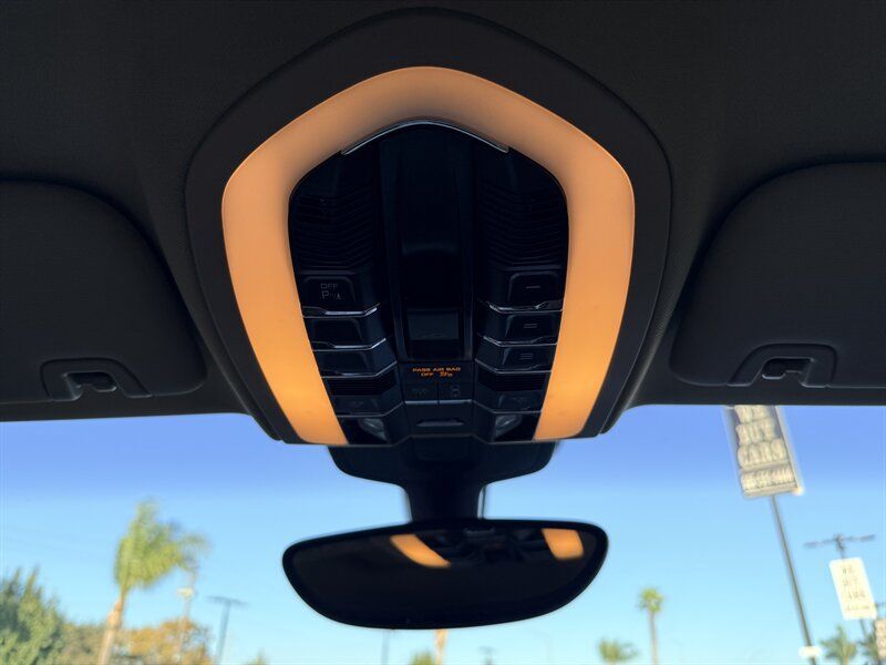 Used 2013 Porsche Panamera S RWD image 19