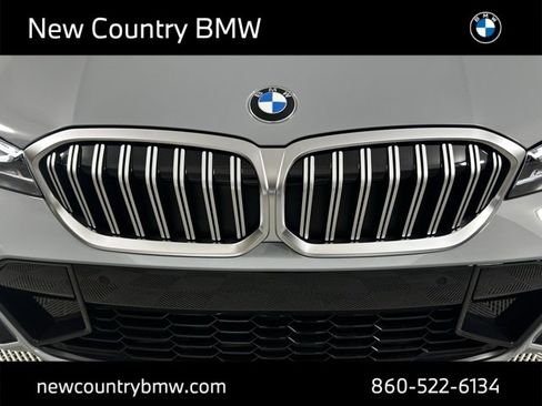 New 2026 BMW 330i xDrive Sedan w/ M Sport Package image 28
