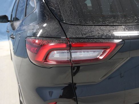 Used 2025 Ford Escape ST-Line Elite w/ Premium Technology Package image 36