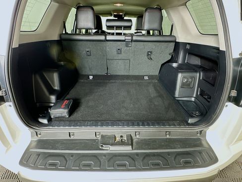 Used 2024 Toyota 4Runner TRD Off-Road Premium image 29