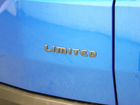 New 2026 Jeep Cherokee Limited image 40