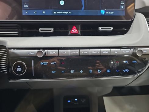 New 2026 Hyundai Ioniq 5 SE image 23