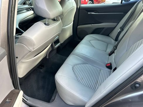 Used 2024 Toyota Camry SE FWD image 13