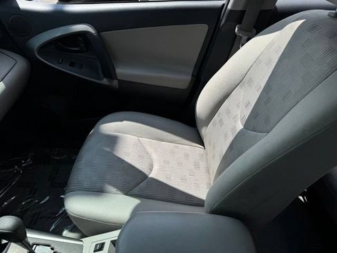 Used 2011 Toyota RAV4 4WD w/ Base L4 Extra Value Pkg image 19