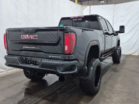 Used 2022 GMC Sierra 2500 Denali image 3
