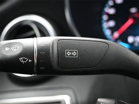 Used 2020 Mercedes-Benz C 300 4MATIC Sedan image 27