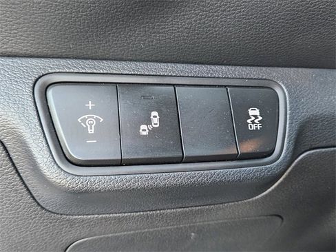 Used 2023 Kia Forte GT-Line image 29