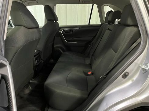 Certified 2022 Toyota RAV4 LE FWD image 11