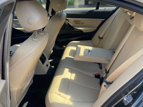 Used 2018 BMW 330i xDrive Sedan w/ Convenience Package AWD/4WD image 14