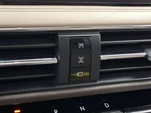 Certified 2022 Lincoln Corsair AWD w/ Premium Package image 19