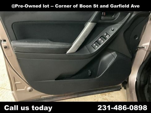 Used 2016 Subaru Forester 2.5i Premium w/ All-Weather Package image 15