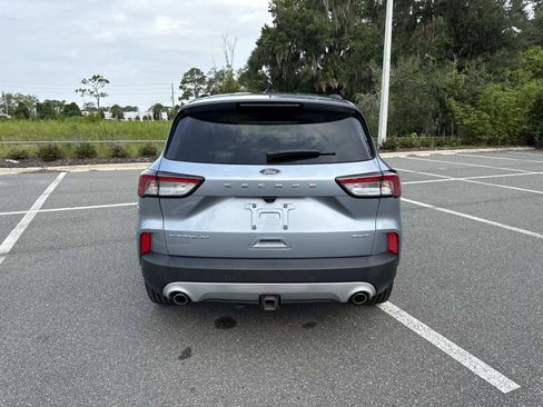 Used 2022 Ford Escape Titanium w/ Class II Trailer Tow Package AWD/4WD image 4