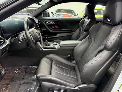 Used 2023 BMW M2 w/ Lighting Package image 17