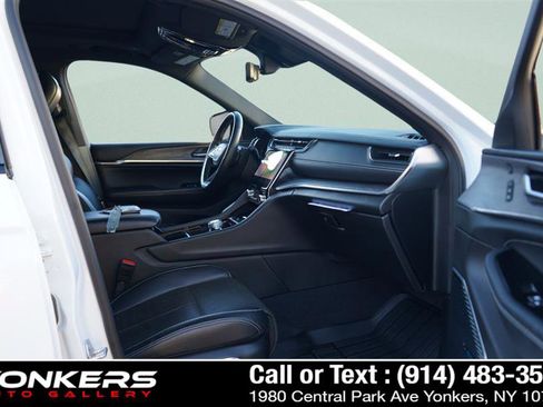 Used 2021 Jeep Grand Cherokee L Overland w/ Luxury Tech Group IV image 58