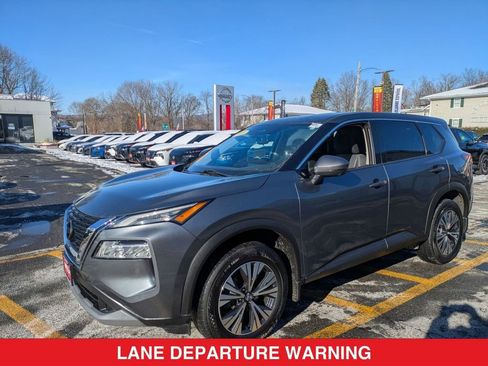 Certified 2021 Nissan Rogue SV image 8