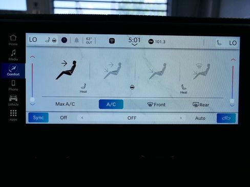 Used 2024 Jeep Gladiator Sport w/ Premium Package image 42