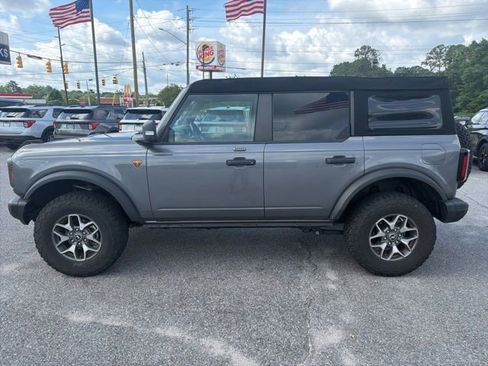 Used 2023 Ford Bronco Badlands AWD/4WD image 4