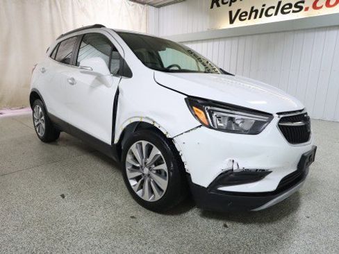 Used 2018 Buick Encore Preferred image 5