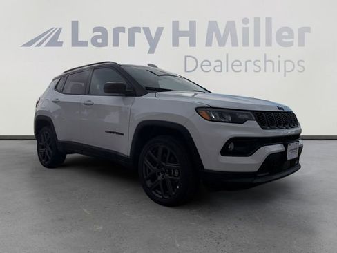 New 2026 Jeep Compass Limited image 7