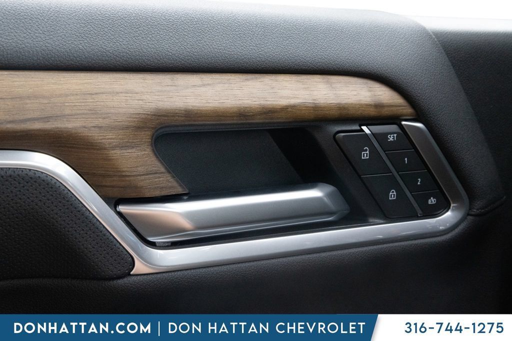 New 2026 Chevrolet Silverado 2500 High Country w/ Midnight Edition AWD/4WD image 13