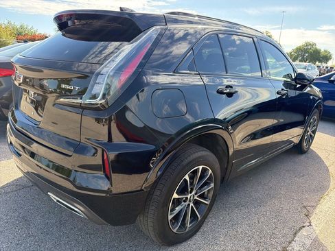 Used 2025 Cadillac XT4 Sport image 6