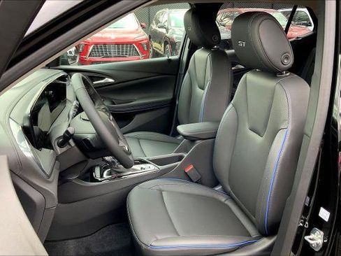 New 2026 Buick Encore GX Sport Touring w/ Comfort Package image 12