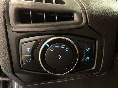 Used 2016 Ford Focus SE image 21