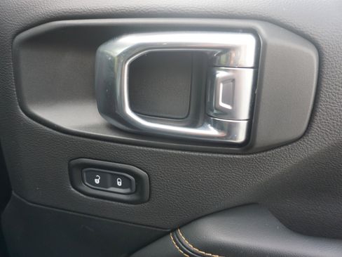 Used 2024 Jeep Wrangler Sahara w/ Technology Group image 18