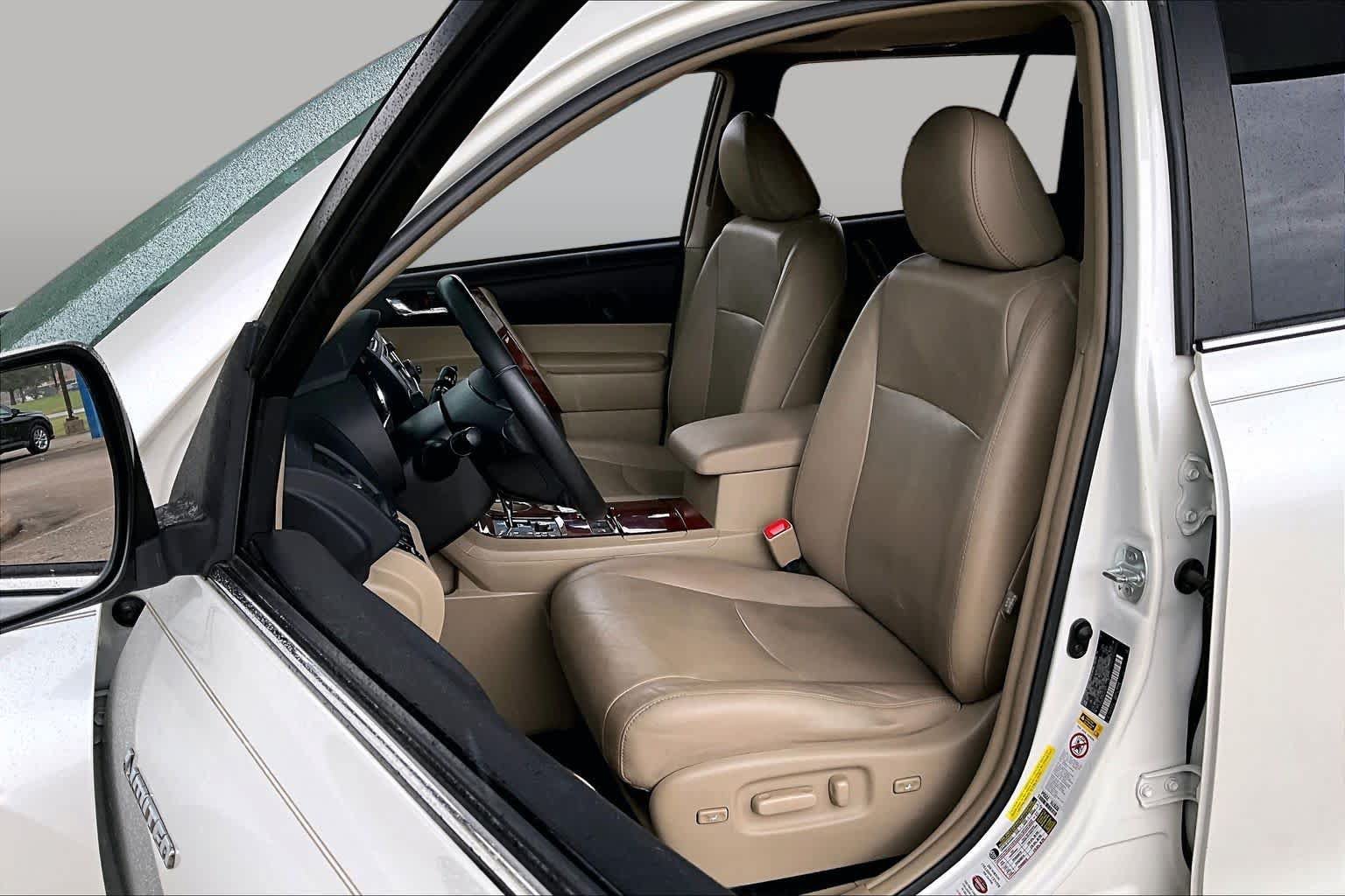 Used 2013 Toyota Highlander Limited AWD/4WD image 7